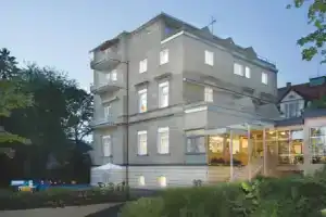 Vital-Hotel Erika - 50 Jahre Genuss - Entspannung - Lebensfreude, Бад-Киссинген