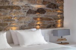 Saint Anna Villas Mykonos by Aura Homes, Калафатис