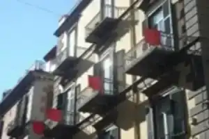 NapoliMia Hotel, Неаполь