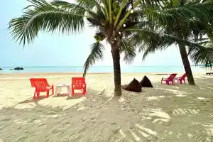 The Scenery Beach Resort, Баан Тай