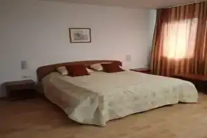 South Facing Balcony - 300mbps Wi-fi, Банско