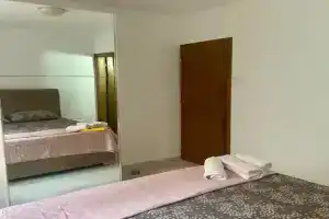 The Four Fish Apartments, Свети-Стефан