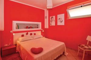 Nice Home in Scoglitti With 1 Bedrooms and Wifi, Скоглитти