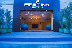 First Inn Hotels Chennai, Ченнаи