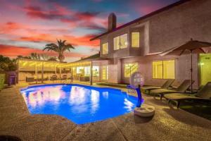 Solstice on Summit Retreat Pool Putt Grn Sleeps 10, Меса