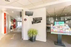 Отель «ibis Avignon Sud», Авиньон