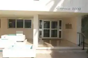 Agence Giotto Immobilier - Espace 2000, Ментона