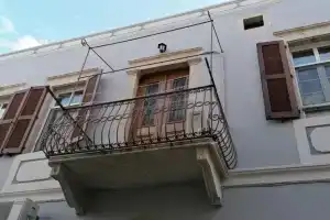 Theos Apartments, Калимнос