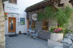 Haus Dent Blanche Apartment Weisshorn, Церматт