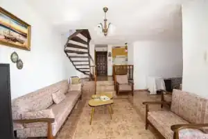 Comfy Villa With Shared Pool and Terrace in Bodrum, Мугла