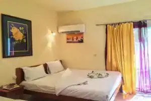 Ladybird - Golden Europe Hotel, Дахаб