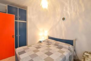 Nice Apartment in Rosolina Mare With 2 Bedrooms and Wifi, Розолина-Маре
