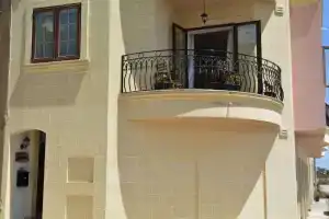 Joseluce Guesthouse, Гуджа