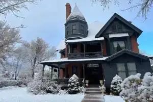 Gable House Bed & Breakfast Inn, Дуранго