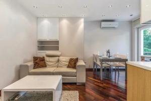Stunning Home in Crikvenica With Wifi and 1 Bedrooms, Цриквеница