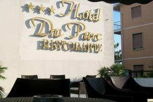 Hotel Du Parc, Атри