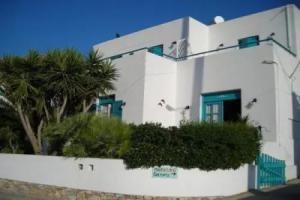 Gryspo's Hotel Studios & Apartments, Эгиали