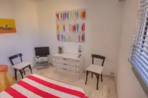 T2 3 étoiles vue mer 750m Palais PK, Канны