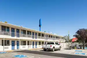 Motel «6 - Virginia Plumb», Рино
