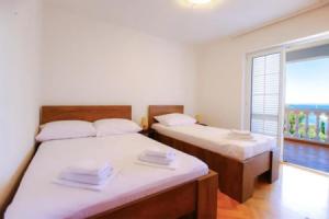 Murter Slanica Sunset beach & sea VIEW id 930, Betina