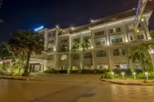 Angkor Riviera Hotel, Сиемреап