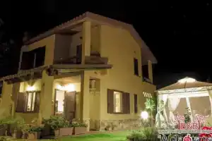 Melagranada, Капотерра