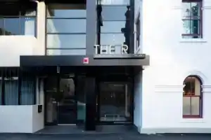 Oaks R Suites Geelong, Джелонг
