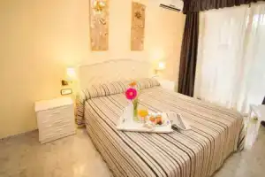 Aparthotel Ona Novelty, Салоу
