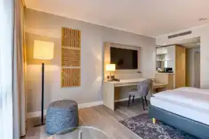 Park Inn By Radisson Dusseldorf-Kaarst, Карст