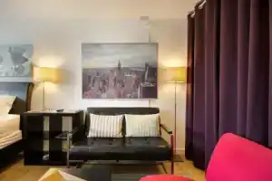 CCD Convenient Studio Only Blocks From Piedmont Hospital, Атланта