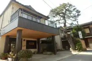 Отель «Minshuku Ginmatsu», Канандзава