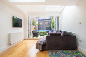 The Jericho Retreat - Bright & Spacious 4BDR Home with Garden, Оксфорд
