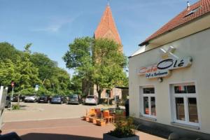 HR Baltic Sea Cottage mit Schwimmbad und Ostseeblick, Рерик