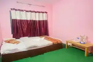 hotel khana 100, Покхара