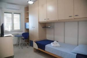 Spacious 4 Bedroom Apartment With Terrace And View, Чефалу