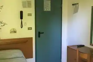 Hotel «Promenade», Червия-Милано-Мариттима