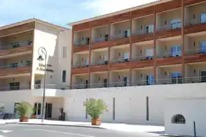 Отель «Hôtel A Madonetta», Бонифачо