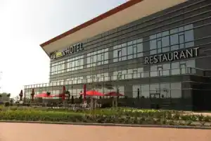 Van der Valk Hotel Leeuwarden, Лееуварден