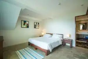 Nam Bo Villa by Lofty - Oceanfront Private Pool Villa With Maid and Cook, Панва