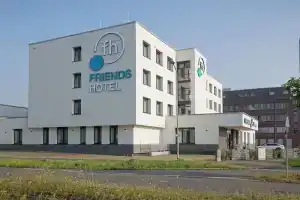 Friends Hotel Düsseldorf Airport, Ратинген