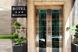 Hotel «Bolzano», Милан