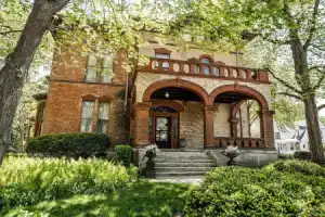 Vrooman Mansion B&B, Блумингтон