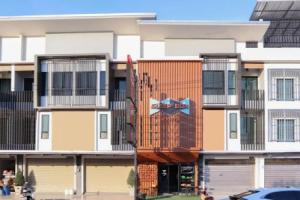 Sleepbox Hostel Suratthani, Сурат-Тхани