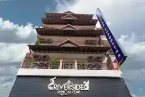 Riverside Phnom Penh Hotel, Пномпень