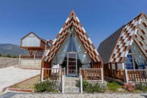 Cozy Bungalow With Shared Pool in Demre Antalya, Демре