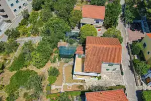 Stunning Home in Zaboric With Wifi and 4 Bedrooms, Zaboric
