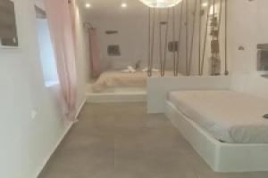 Idothea guest house, Эгиали