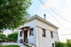 Country Hotel Triantafillies, Портария