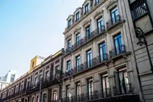 Отель «Historico Central, Fine Coffee Shop & Walking tour included», Мехико