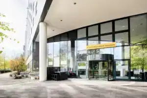voco Dusseldorf Seestern, an IHG Hotel, Дюссельдорф